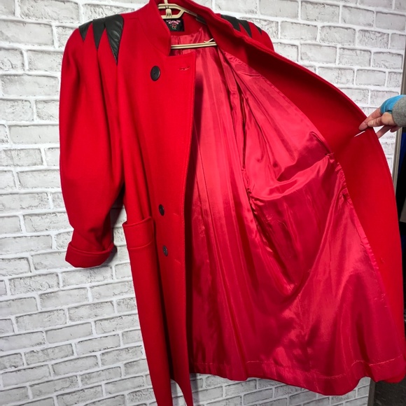 NWOT VINTAGE |•PARIS SPORT CLUB•| Statement Long Red Wool Black Leather Sz 11/12 - Picture 9 of 15